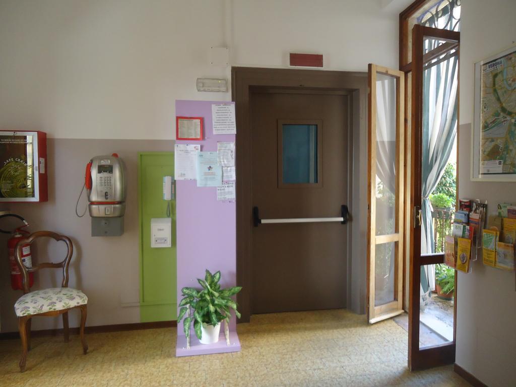 Protezione Della Giovane - Female Hostel Verona Eksteriør bilde