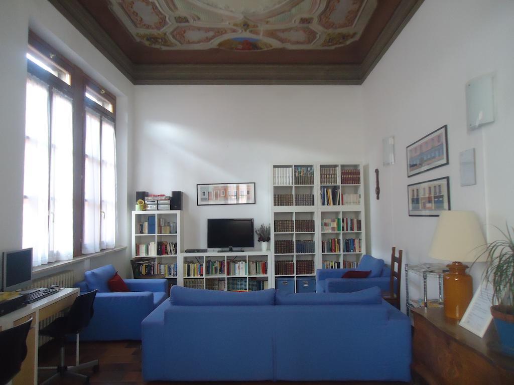 Protezione Della Giovane - Female Hostel Verona Eksteriør bilde