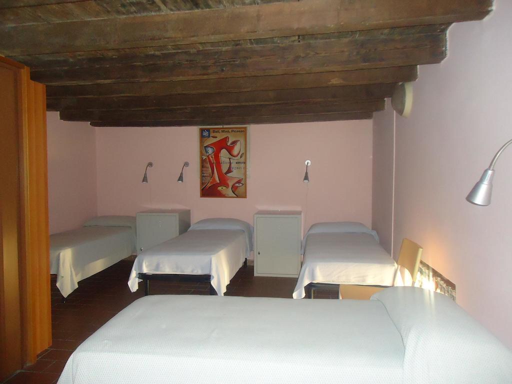 Protezione Della Giovane - Female Hostel Verona Rom bilde
